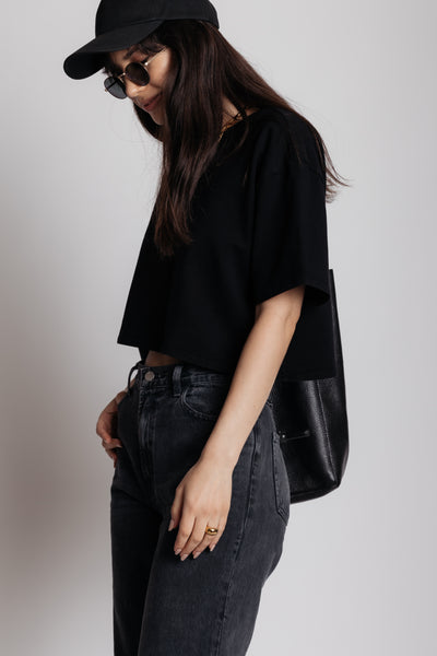 black boxy tee